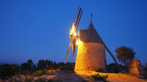 LE MOULIN DU ROCHER